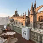 Puerta Catedral Suites